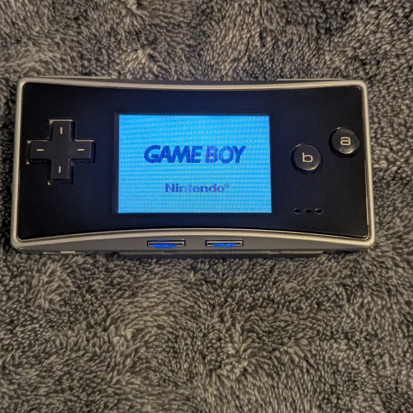 Nintendo Game Boy Micro With Original Charger - Picture 2 of 10